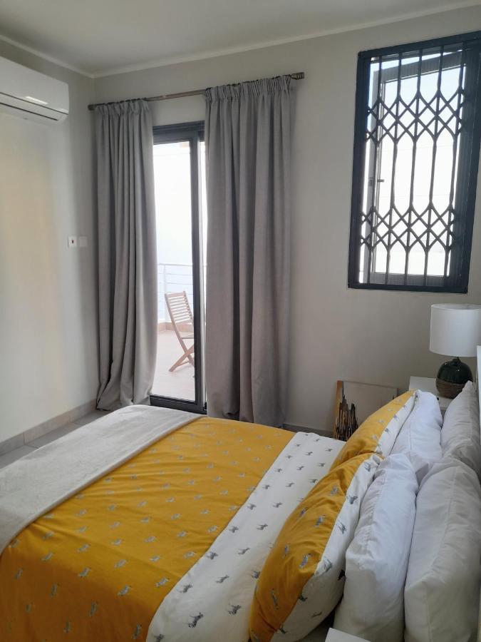 Beautiful Home - 2 Double Rooms أكرا المظهر الخارجي الصورة